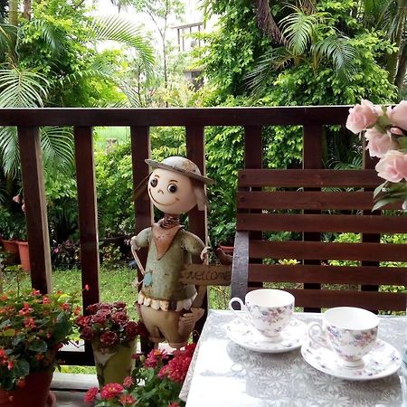 Victoria B&B Yilan Екстериор снимка