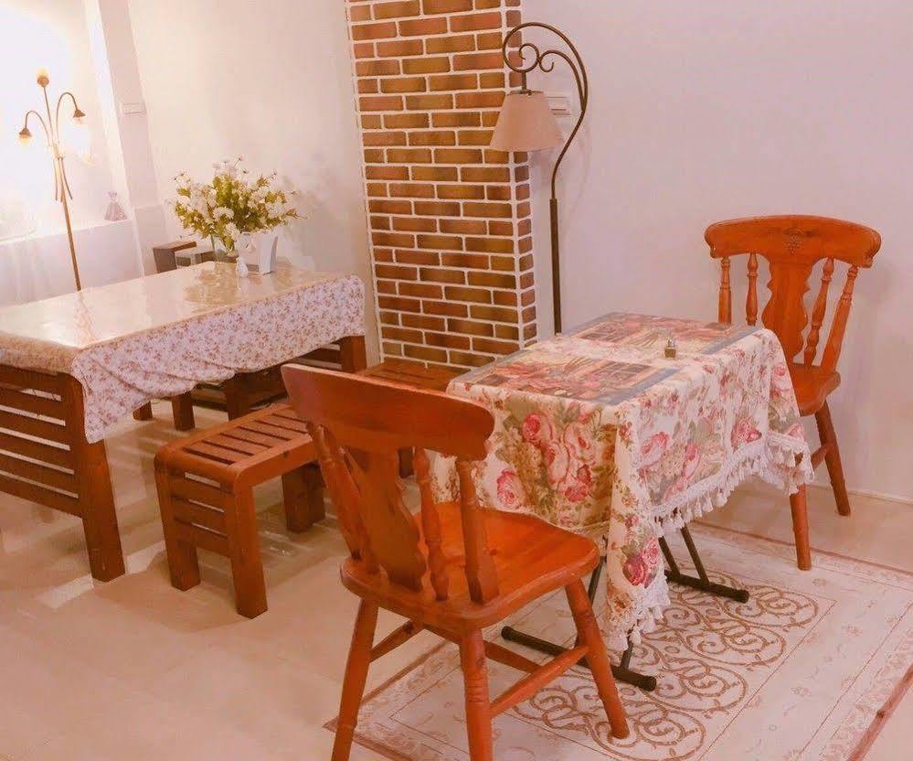 Victoria B&B Yilan Екстериор снимка