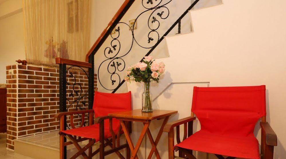 Victoria B&B Yilan Екстериор снимка